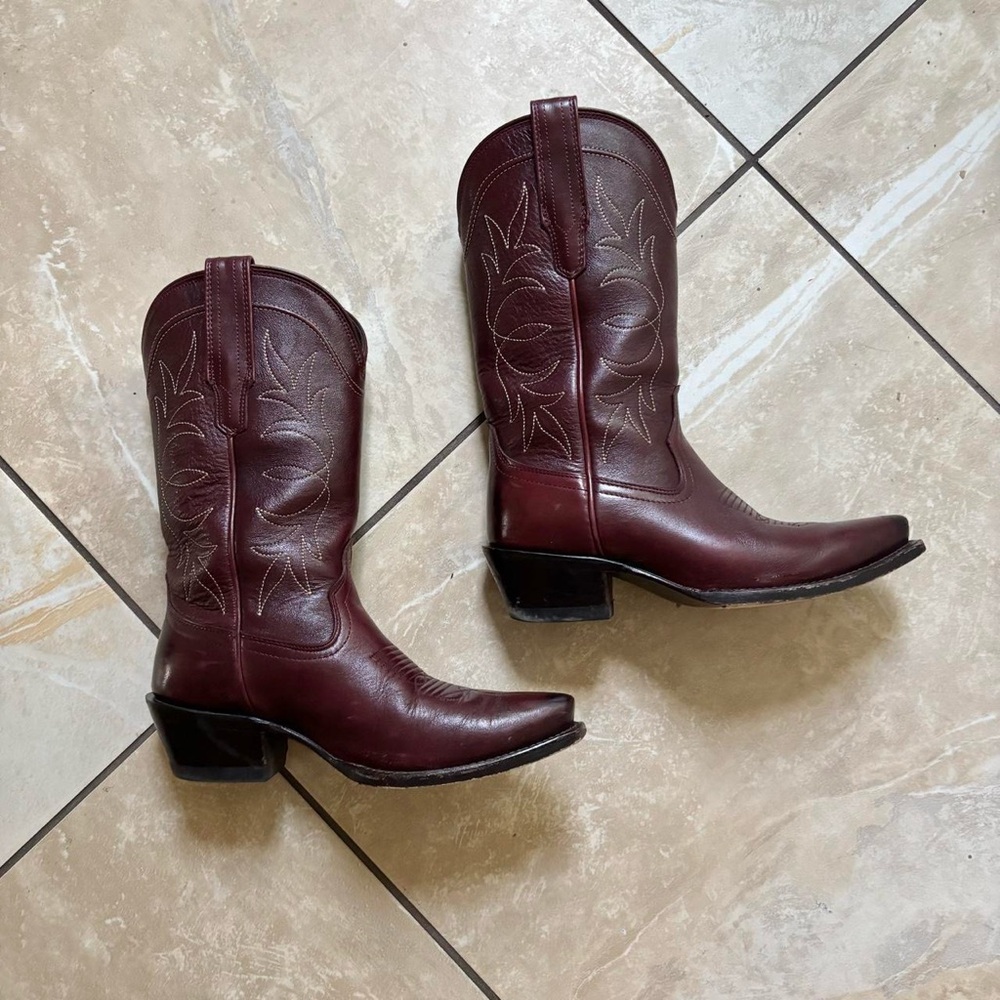 Tecovas Sadie - Wine size 6